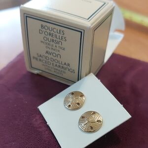 Avon Gold Sand Dollar Pierced Earrings